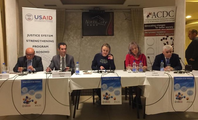 radio-kontakt-plus-o-danasnjoj-konferenciji-sest-meseci-od-integracije-najveci-problemi-pravosuda-jezicka-barijera-los-prevod-zakona-manjak-prevodilaca
